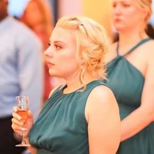 Meet your Posher, Julia